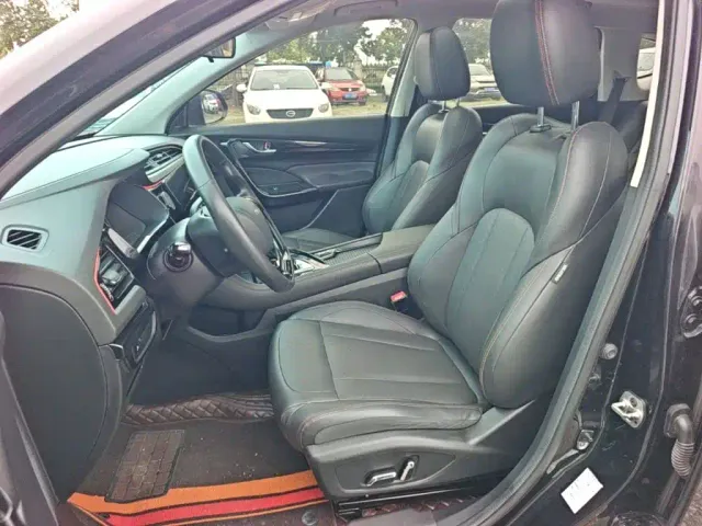 Dongfeng Fengshen AX7 — Фото автомобиля 14