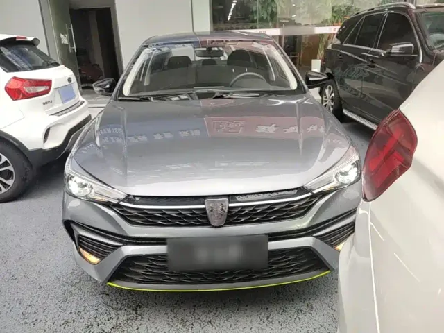 Roewe i5 — Фото автомобиля 2
