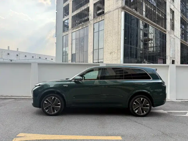 Li Auto L9 — Фото автомобиля 3