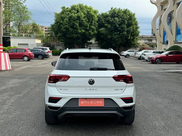 Volkswagen T-Roc — Фото автомобиля 4