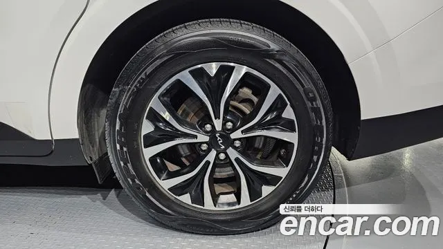 Kia Canival Carnival 4 поколение 9 мест Prestige — Фото автомобиля 21