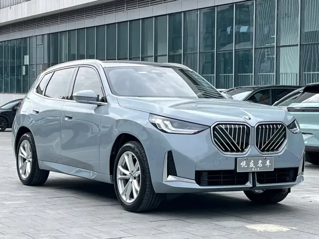 BMW X3 — Фото автомобиля 3