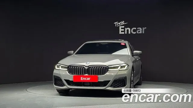 BMW 5 Series G30 — Фото автомобиля 3