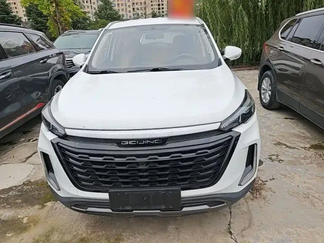 BAIC X3 — Фото автомобиля 2