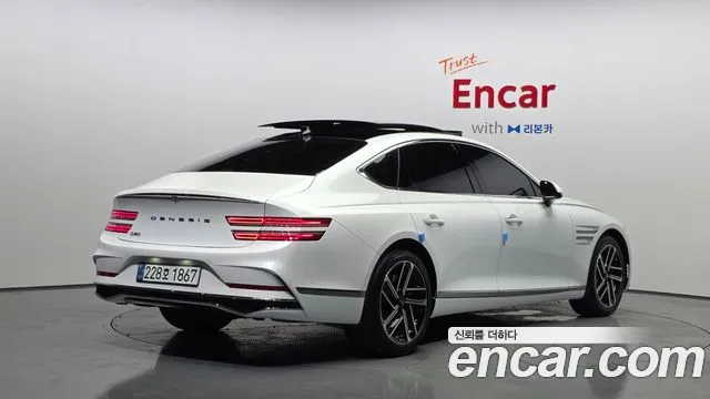 Genesis G80 Бензин 2.5 турбо 2WD — Фото автомобиля 2