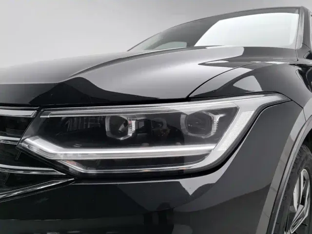 Volkswagen Tiguan L — Фото автомобиля 7
