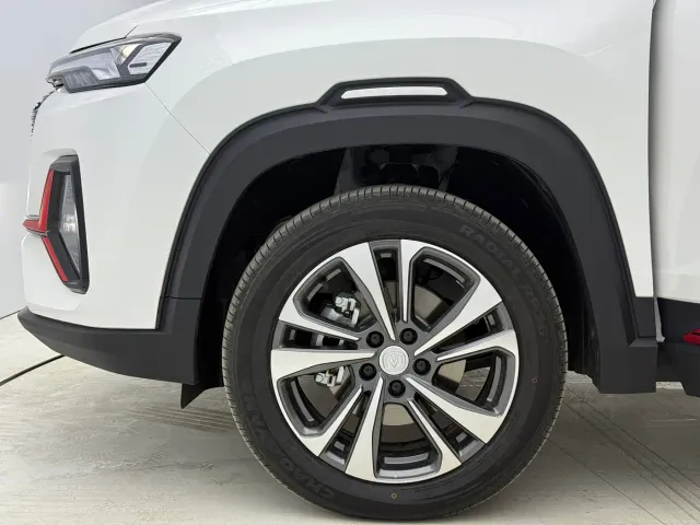 Changan CS35 Plus — Фото автомобиля 19