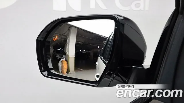 Lincoln Navigator 4th Gen — Фото автомобиля 13
