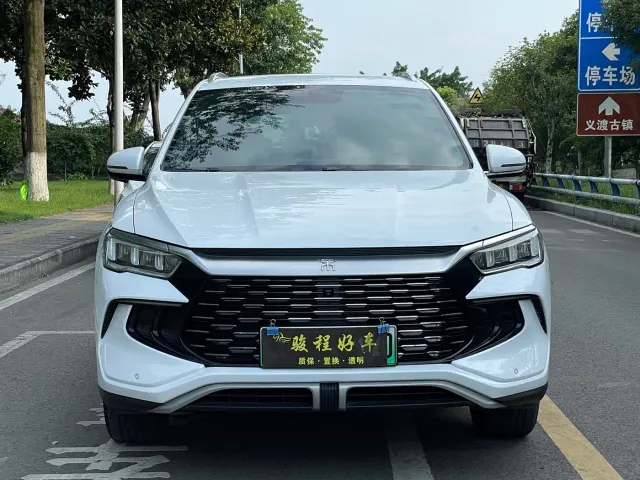 BYD Song Pro — Фото автомобиля 2