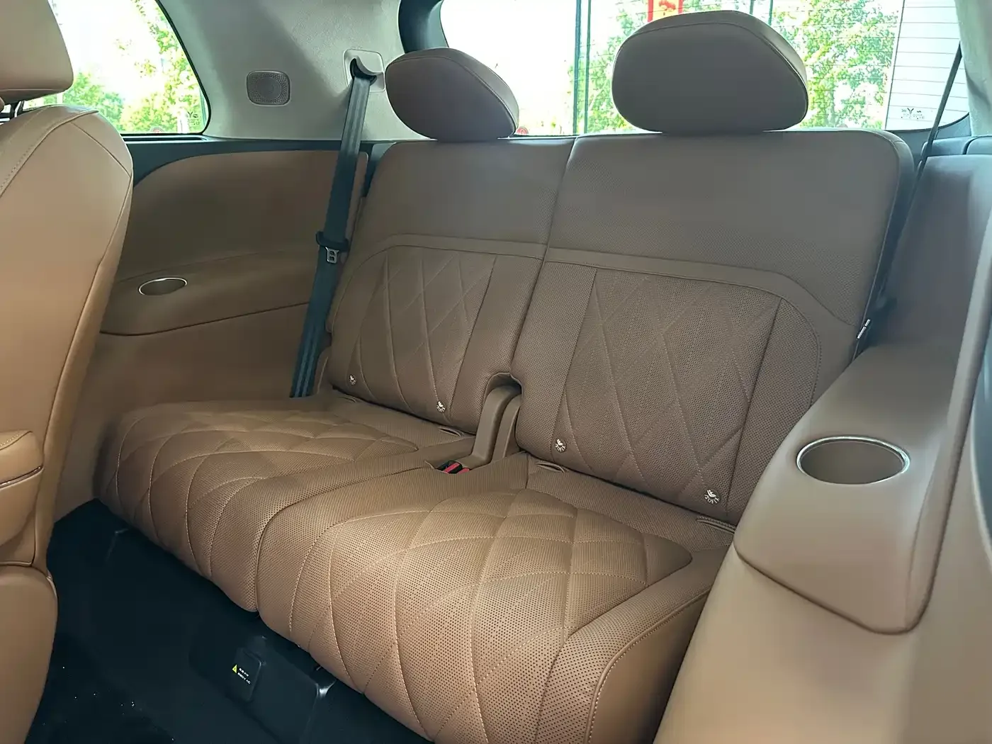 Voyah Auto VOYAH Taisan 2026 Model Base — Фото автомобиля 25