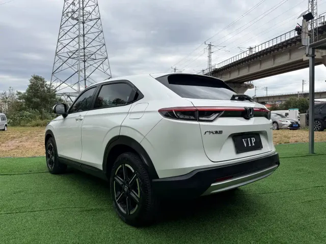 Honda Vezel — Фото автомобиля 4