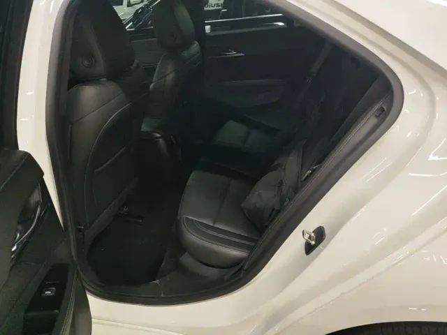 Cadillac CT4 — Фото автомобиля 16