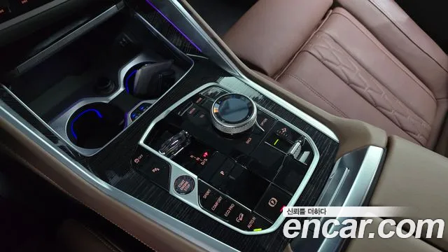 BMW X6 xDrive40i M Sport — Фото автомобиля 9