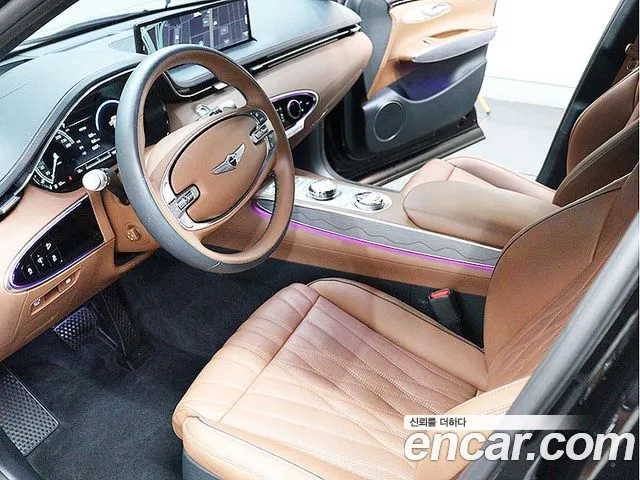 Genesis GV70 — Фото автомобиля 15