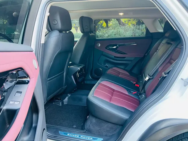 Land Rover Range Rover Evoque — Фото автомобиля 11
