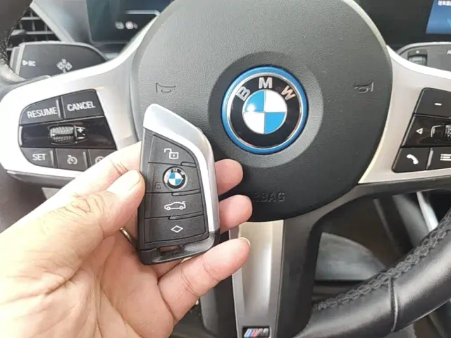 BMW i3 — Фото автомобиля 16