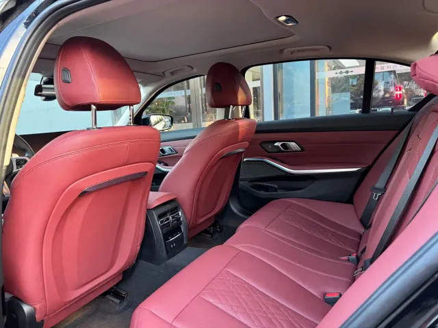 BMW 3 Series — Фото автомобиля 8