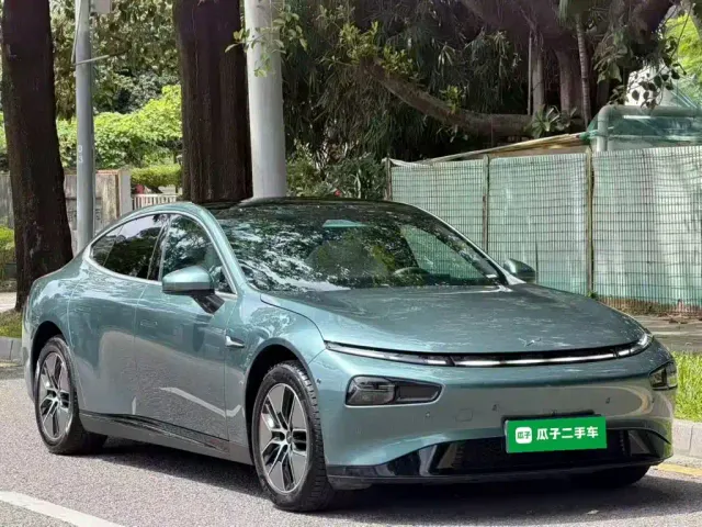 Xpeng P7 — Фото автомобиля 3