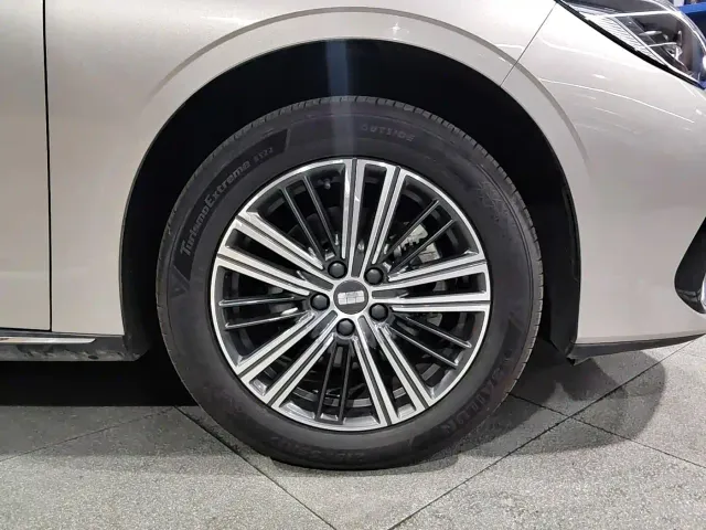 Geely Galaxy Stellar 6 — Фото автомобиля 17