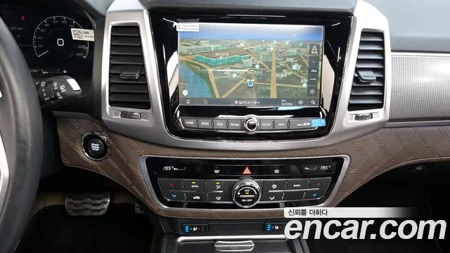 KG_Mobility_Ssangyong Rexton — Фото автомобиля 15