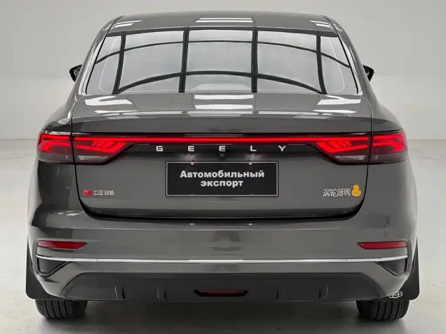 Geely Emgrand — Фото автомобиля 5