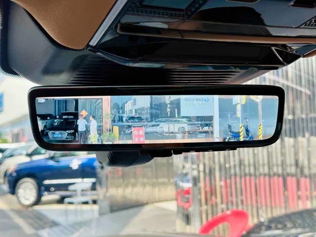Land Rover Range Rover — Фото автомобиля 13
