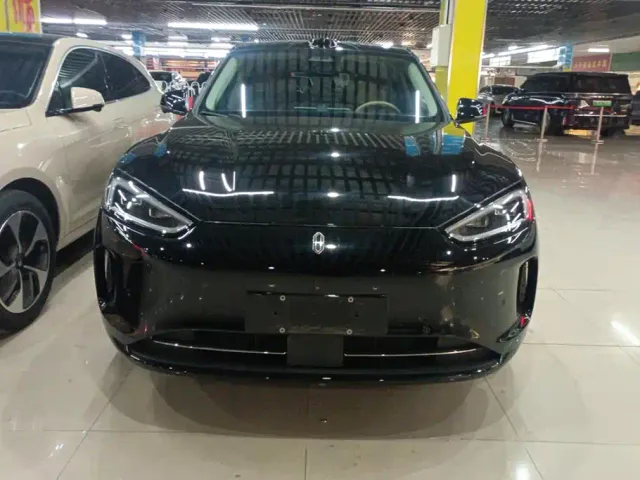 Aito M5 — Фото автомобиля 2