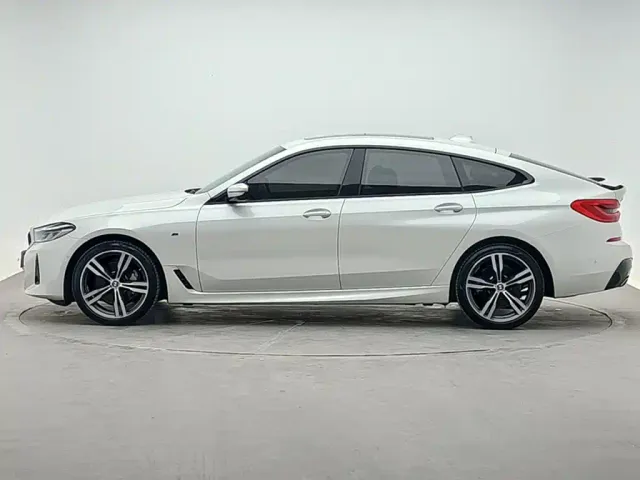BMW 6 Series Gran Turismo — Фото автомобиля 2