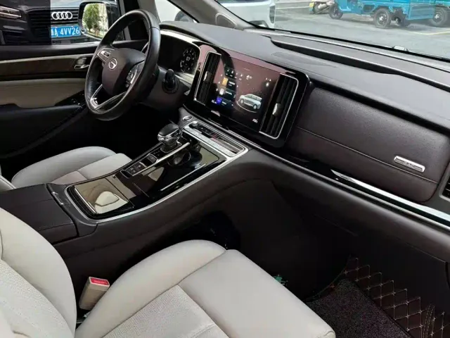 GAC Trumpchi M8 — Фото автомобиля 8