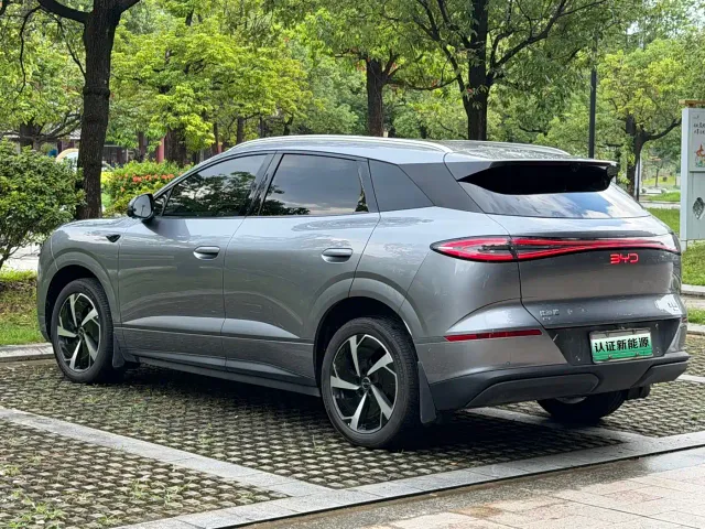 BYD Sealion 06 — Фото автомобиля 18