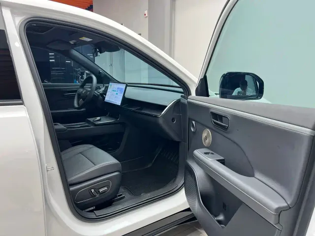 Toyota BoZhi 3X — Фото автомобиля 17