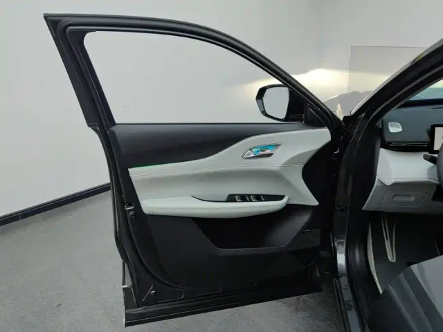 Changan UNI-Z — Фото автомобиля 7