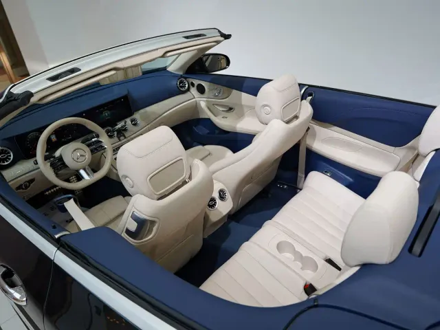 Mercedes-Benz E-Class — Фото автомобиля 14
