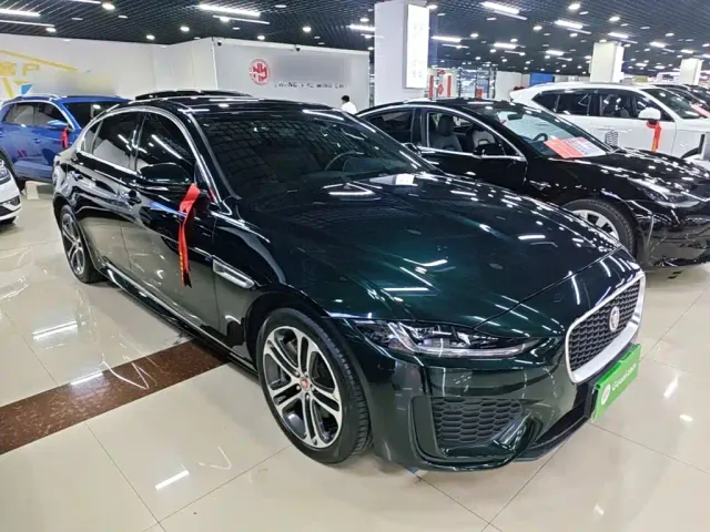 Jaguar XEL — Фото автомобиля 3