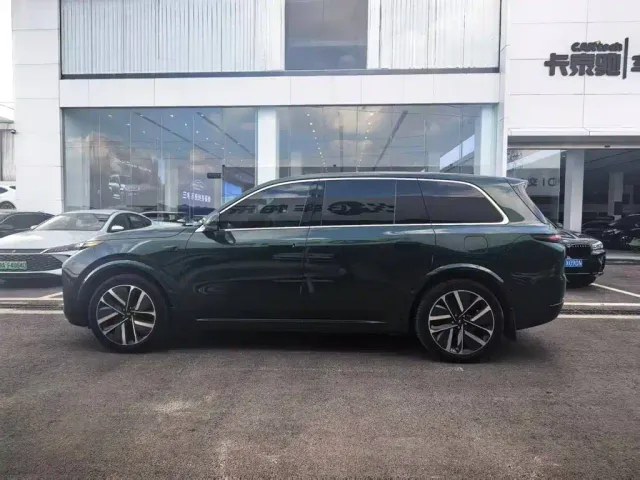 Li Auto L9 — Фото автомобиля 3