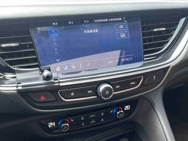 Buick Regal — Фото автомобиля 19