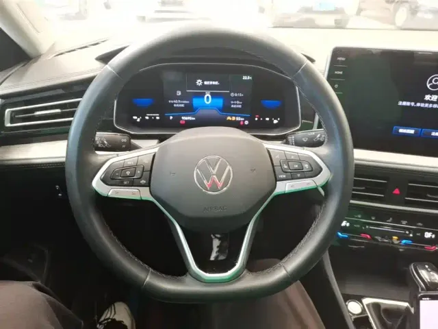 Volkswagen Sagitar — Фото автомобиля 10