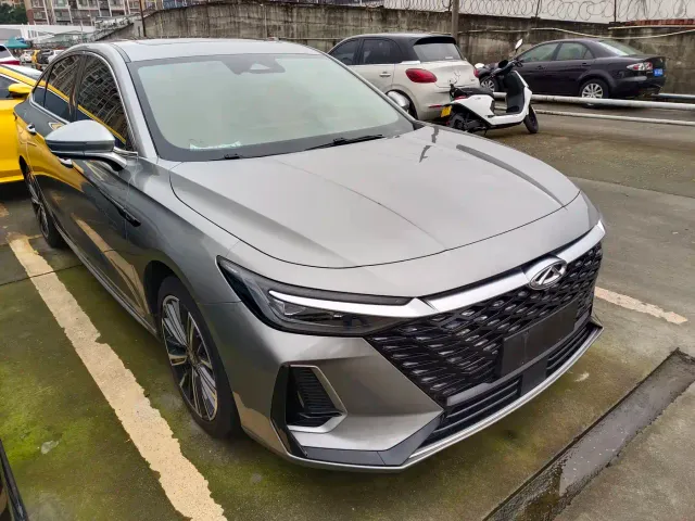 Chery Arrizo 8 — Фото автомобиля 3