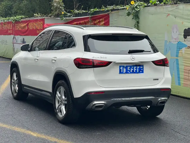 Mercedes-Benz GLA-Class — Фото автомобиля 3