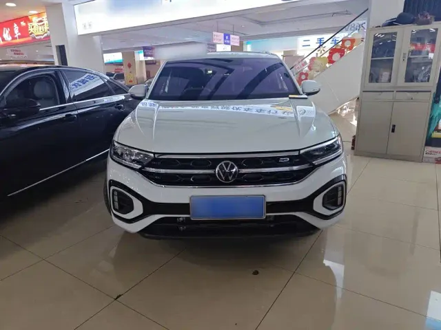 Volkswagen T-Roc — Фото автомобиля 2