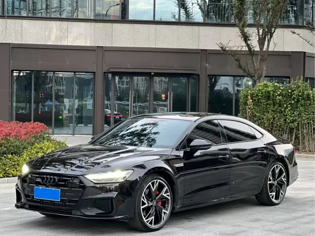 Фотография автомобиля — Audi A7L