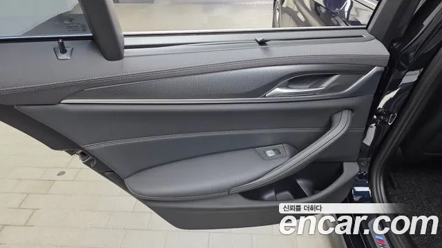 BMW 5 Series G30 — Фото автомобиля 14