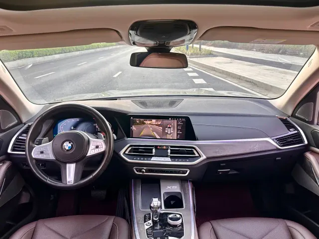 BMW X5 — Фото автомобиля 10