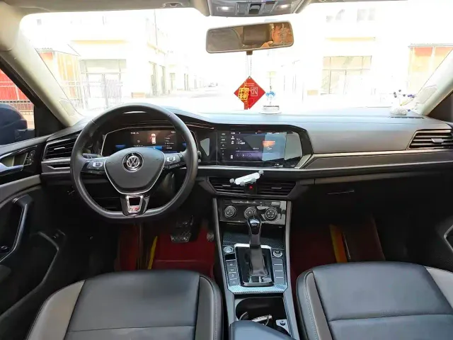 Volkswagen Sagitar — Фото автомобиля 4