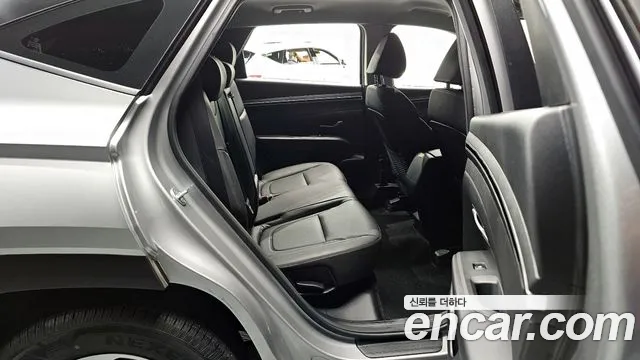 Hyundai Tucson Tucson (NX4) Бензин 1.6 турбо 2WD — Фото автомобиля 12