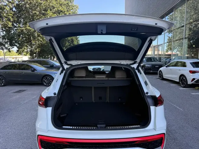 Audi Audi Q5L 2026 Luxury Sport 150kW — Фото автомобиля 17