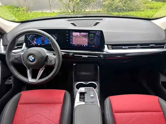 BMW X1 — Фото автомобиля 10