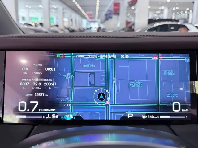 GAC Trumpchi M8 — Фото автомобиля 11