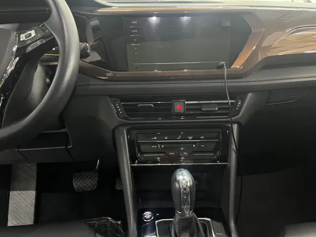 Volkswagen Tharu — Фото автомобиля 11