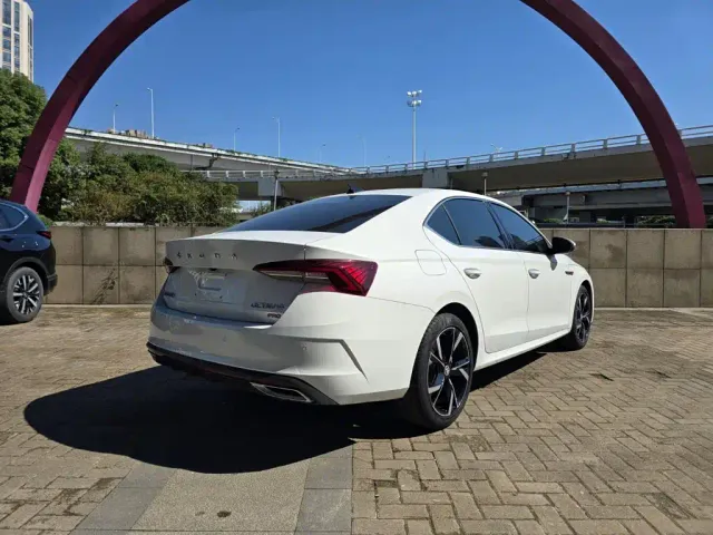 Skoda Octavia — Фото автомобиля 7